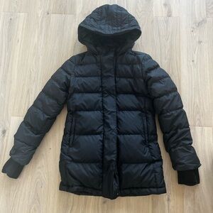 Athleta Women's Black Hooded Puffer Jacket